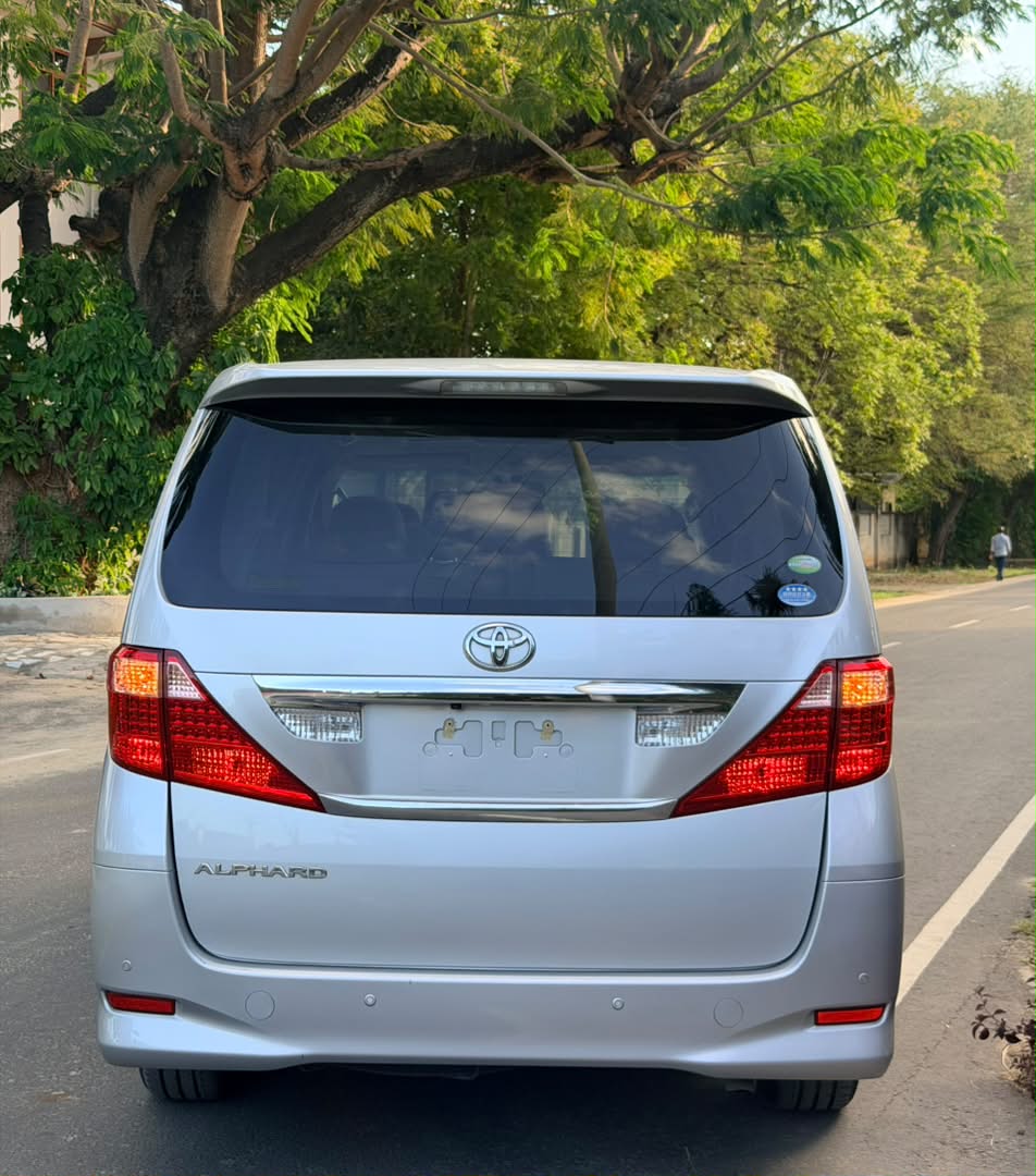 TOYOTA ALPHARD thumbnail 7